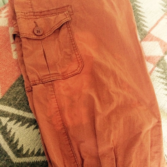 Red pants - Picture 6 of 7